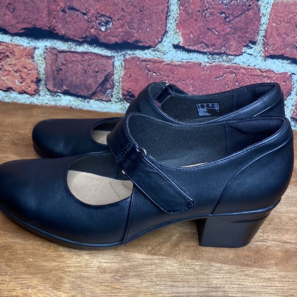 Clarks Womens Black Leather Emslie Lulin Mary Jane Slip On Comfort Shoe Size 7.5 - Picture 7 of 16